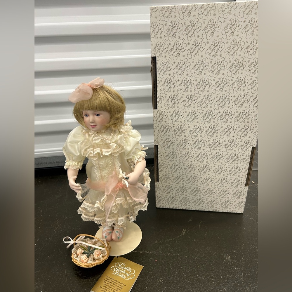NIB Franklin Mint Gibson Girl Flower Girl Wedding Party Doll